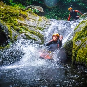 Descubra os Açores com Canyoning
