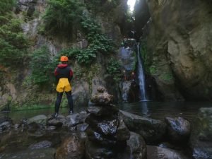 canyoning-cabrito-São-Miguel-Açores-aventura