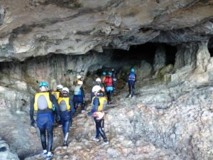 coasteering-Arrábida-Lisboa-Setúbal-grutas